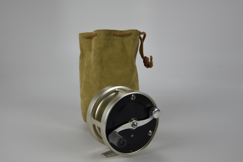 Bogdan 100 Multiplying Salmon Reel (1 of 4)