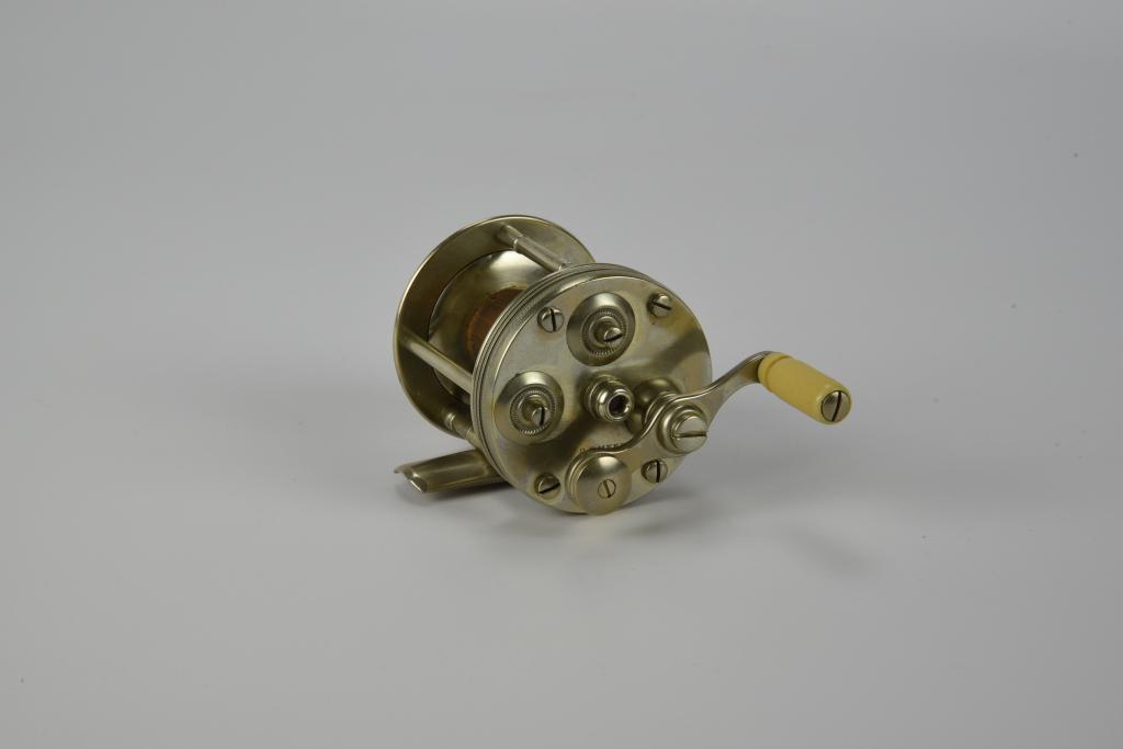 B.F. Meek & Sons No. 3 Casting Reel (1 of 4)