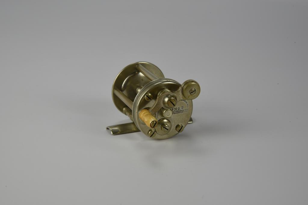 Frankfort Kentucky No. 2 Casting Reel (1 of 4)