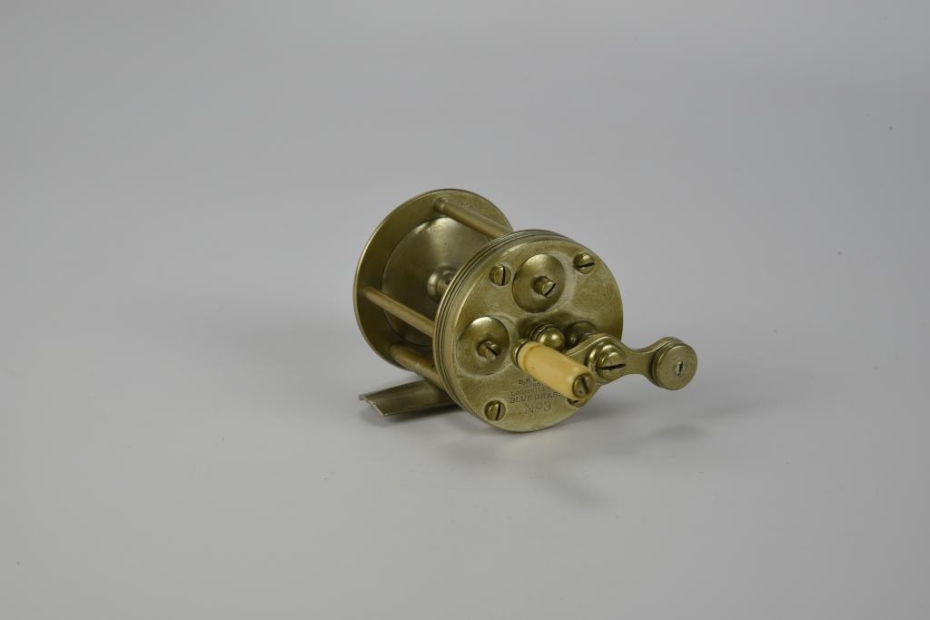 B.F. Meek & Sons Blue Grass No. 3 Reel (1 of 4)