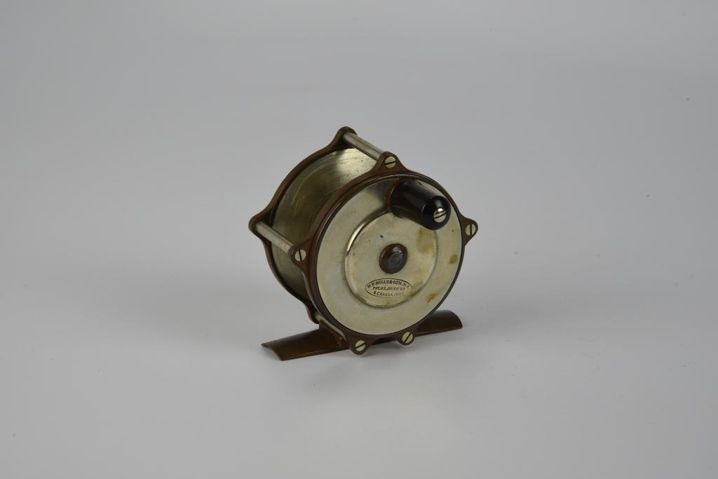 Mills Bi-Metal Planetary Gear Trout Reel (1 of 4)