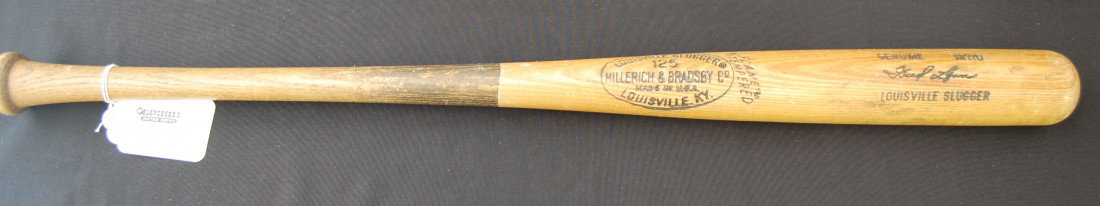 Fred Lynn Autographed Baseball Bat: Louisville Slugger