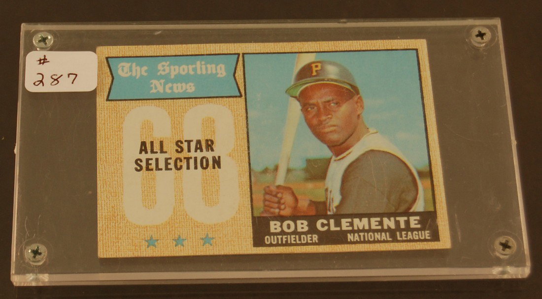 Roberto Clemente 1968 Topps Baseball Card #374