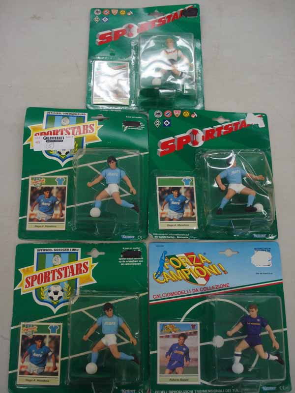 5 Kenner Sports Star Professional Soccer Figurines: 1989-90 Roberto Baggio, 3 Diego A. Maradona & Jurgen Klinsman