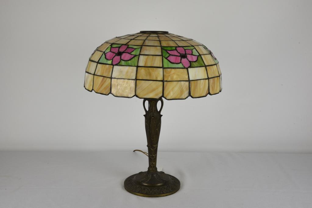 Antique Leaded Glass Table Lamp (1 of 8)