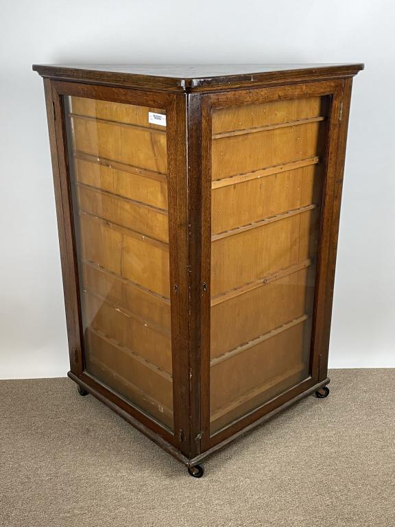 Quarter Sawn Oak  Antique Knife Store Display Case (1 of 3)