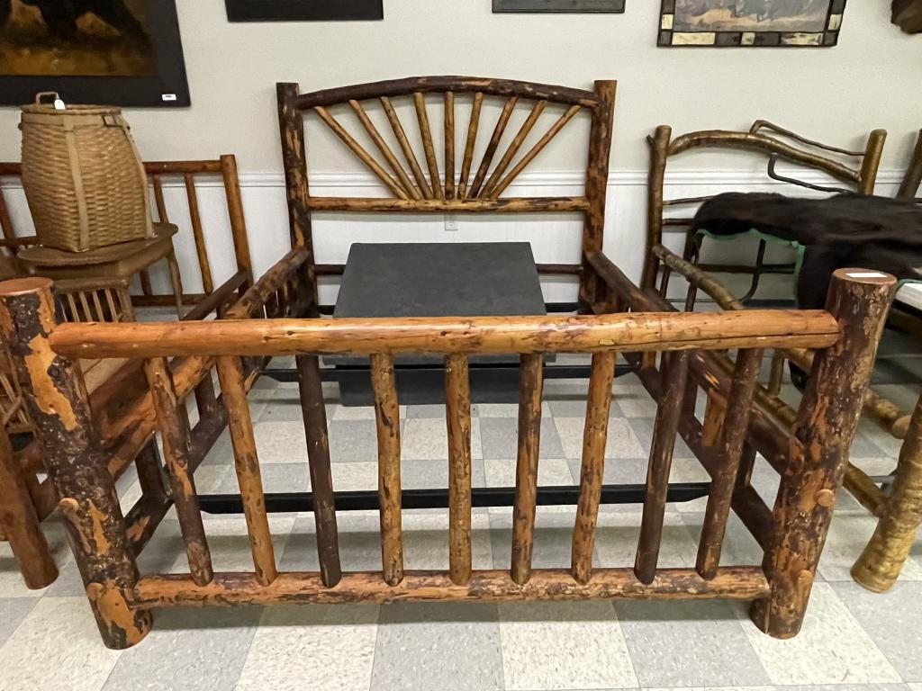 Queen Size Adirondack Peeled Bark Bed (1 of 5)