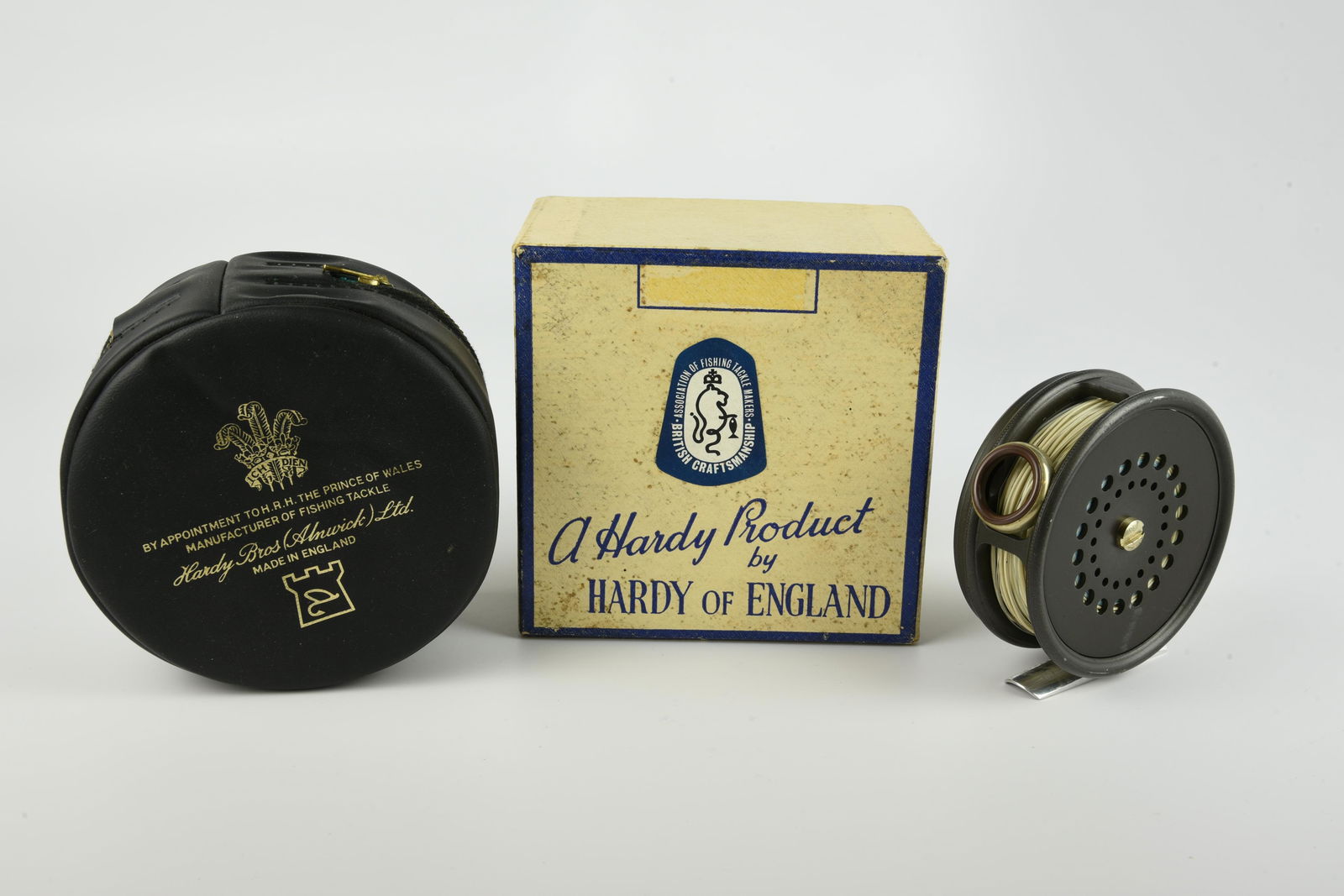 Hardy Perfect Fly Reel (1 of 5)