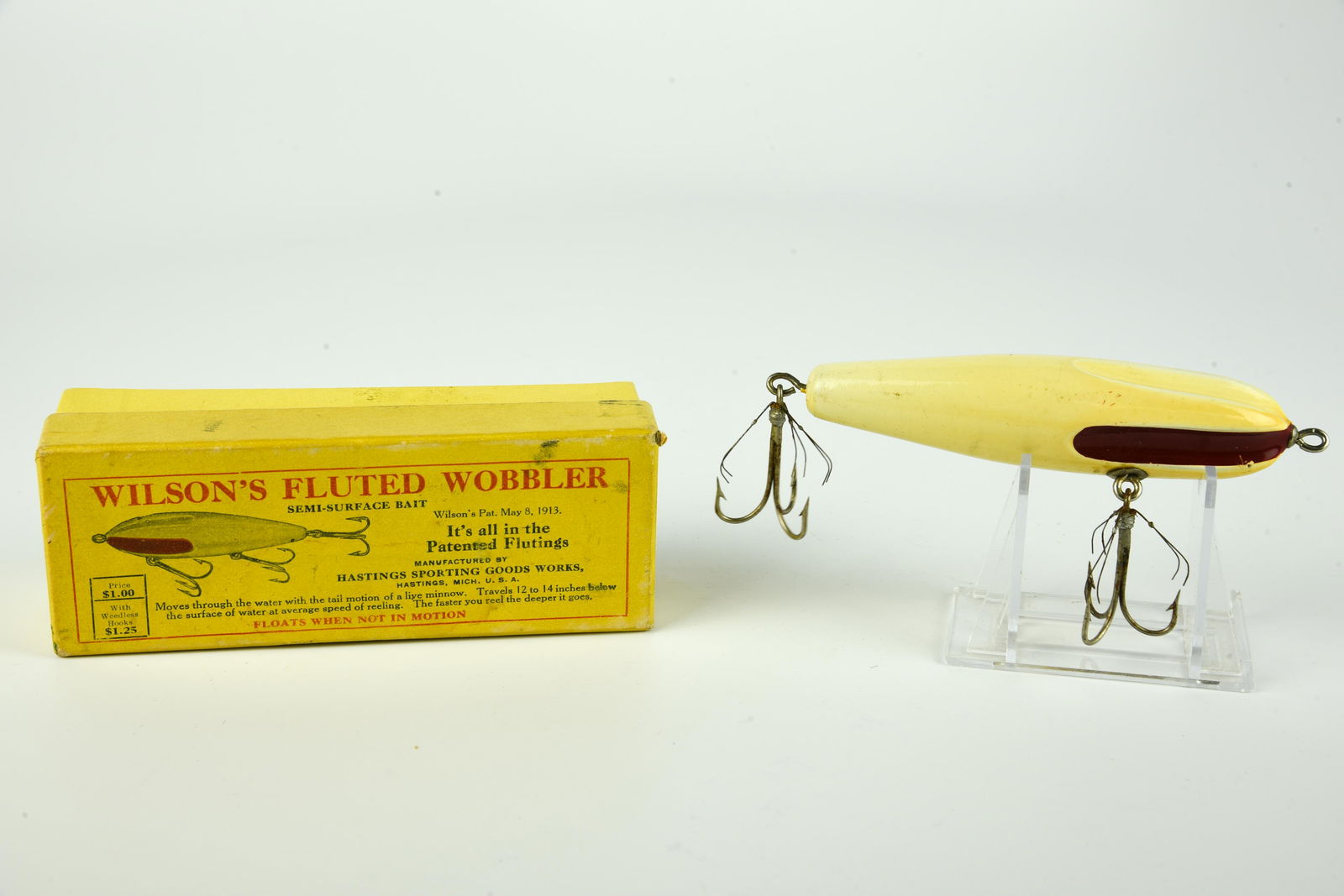 Wilson’s Hastings Fluted Wobbler Box (1 of 6)