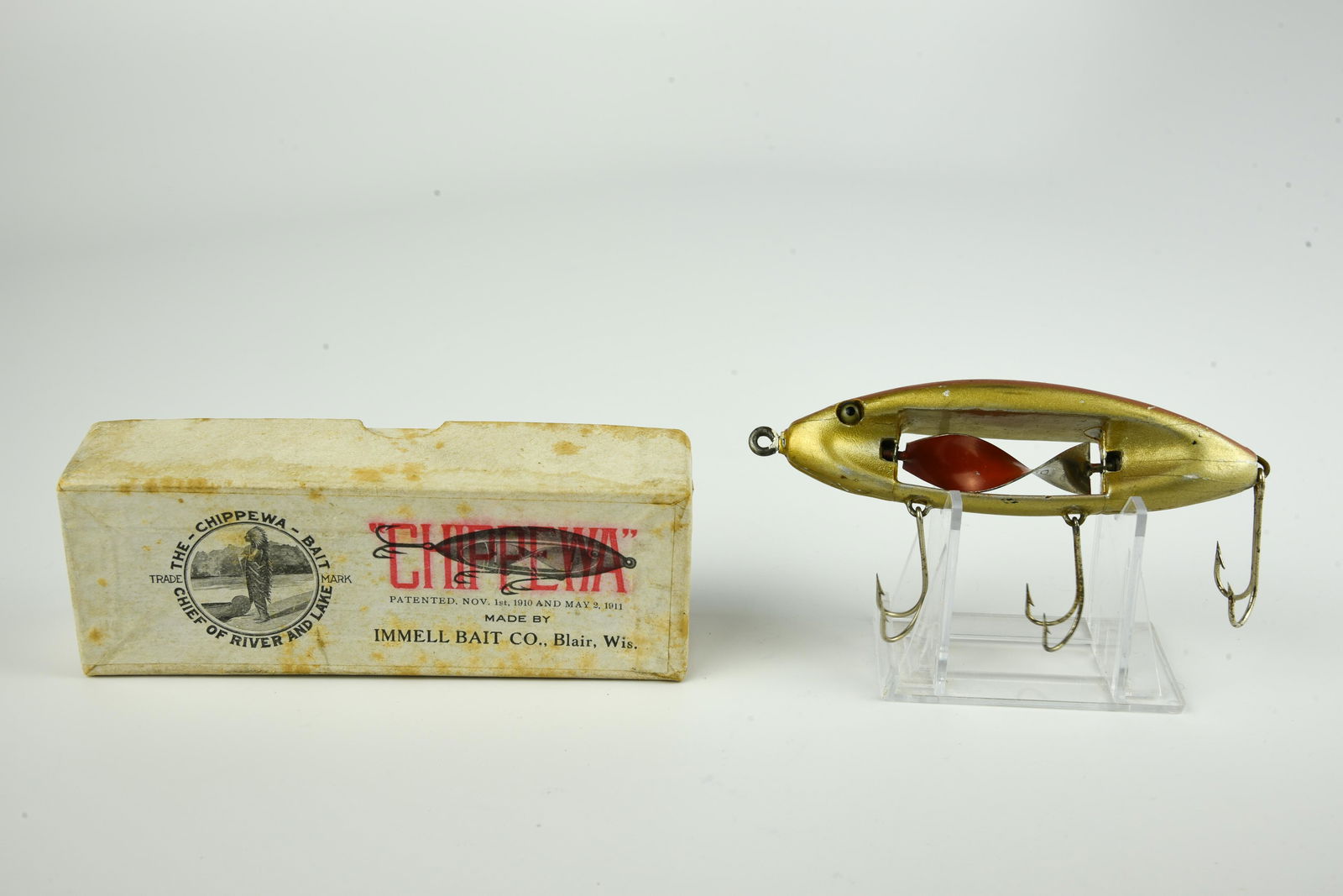 The Chippewa Bait Picture Box (1 of 4)