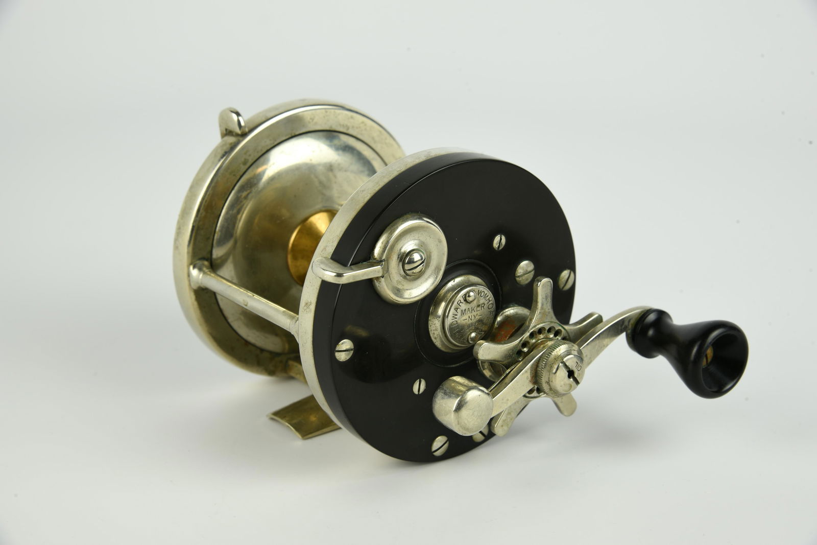 E Vom Hofe Model 650 Saltwater Reel (1 of 5)