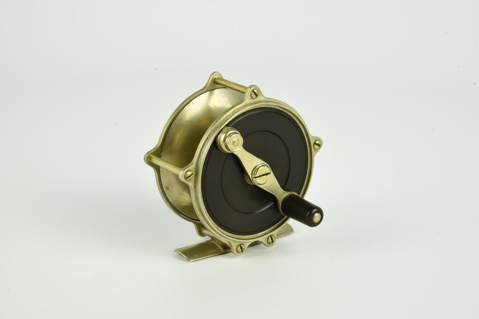驚きの価格 Rare Julius Vom Hofe Perforated Trout Reel In Box リール