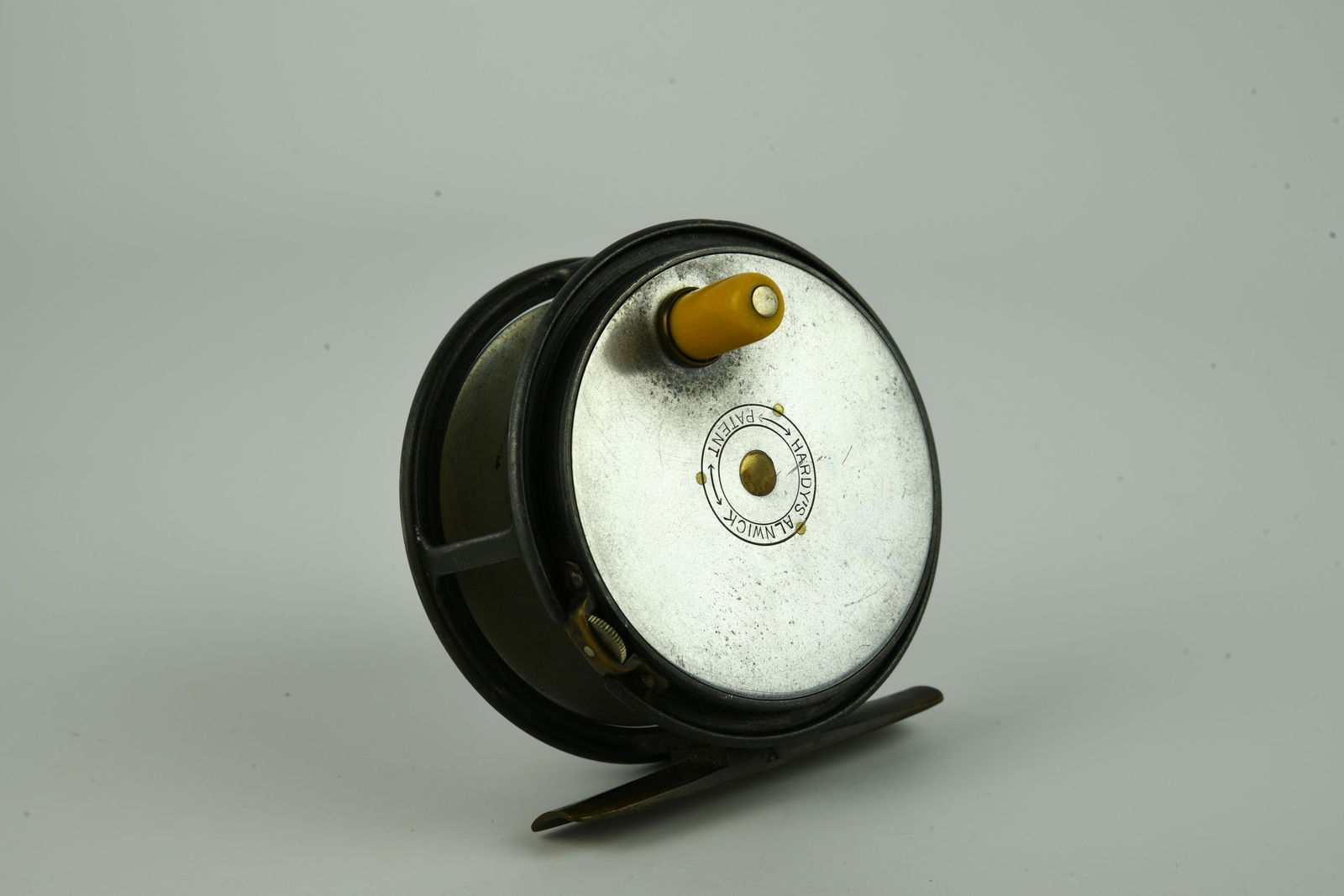 Hardy Perfect Wide Drum Fly Reel (1 of 4)