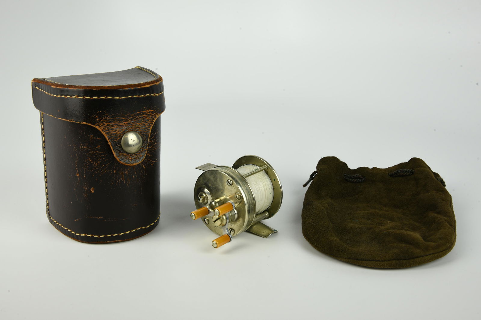 Heddon 3-24 Tournament Casting Reel (1 of 4)