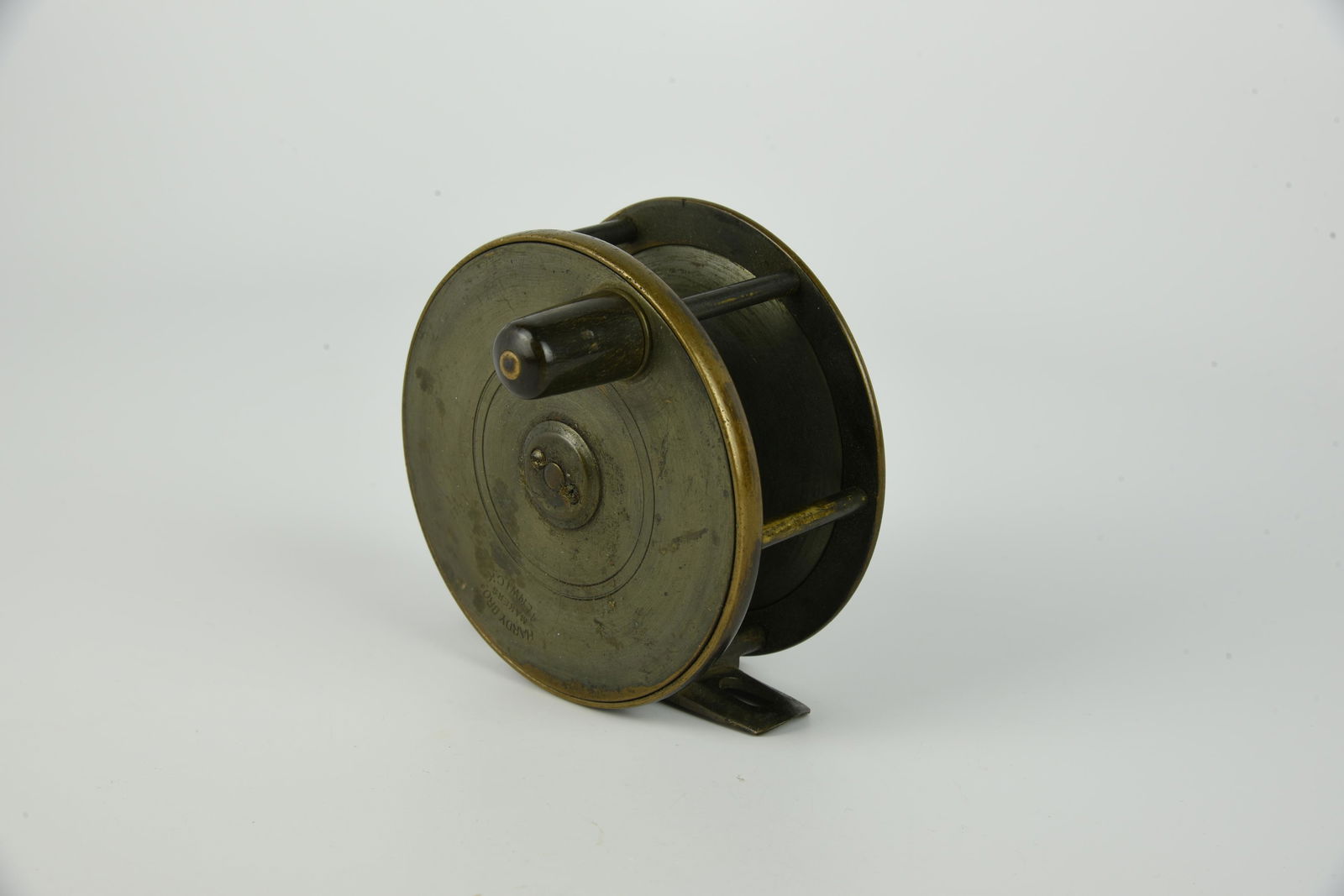 Hardy Brass Salmon Reel (1 of 4)