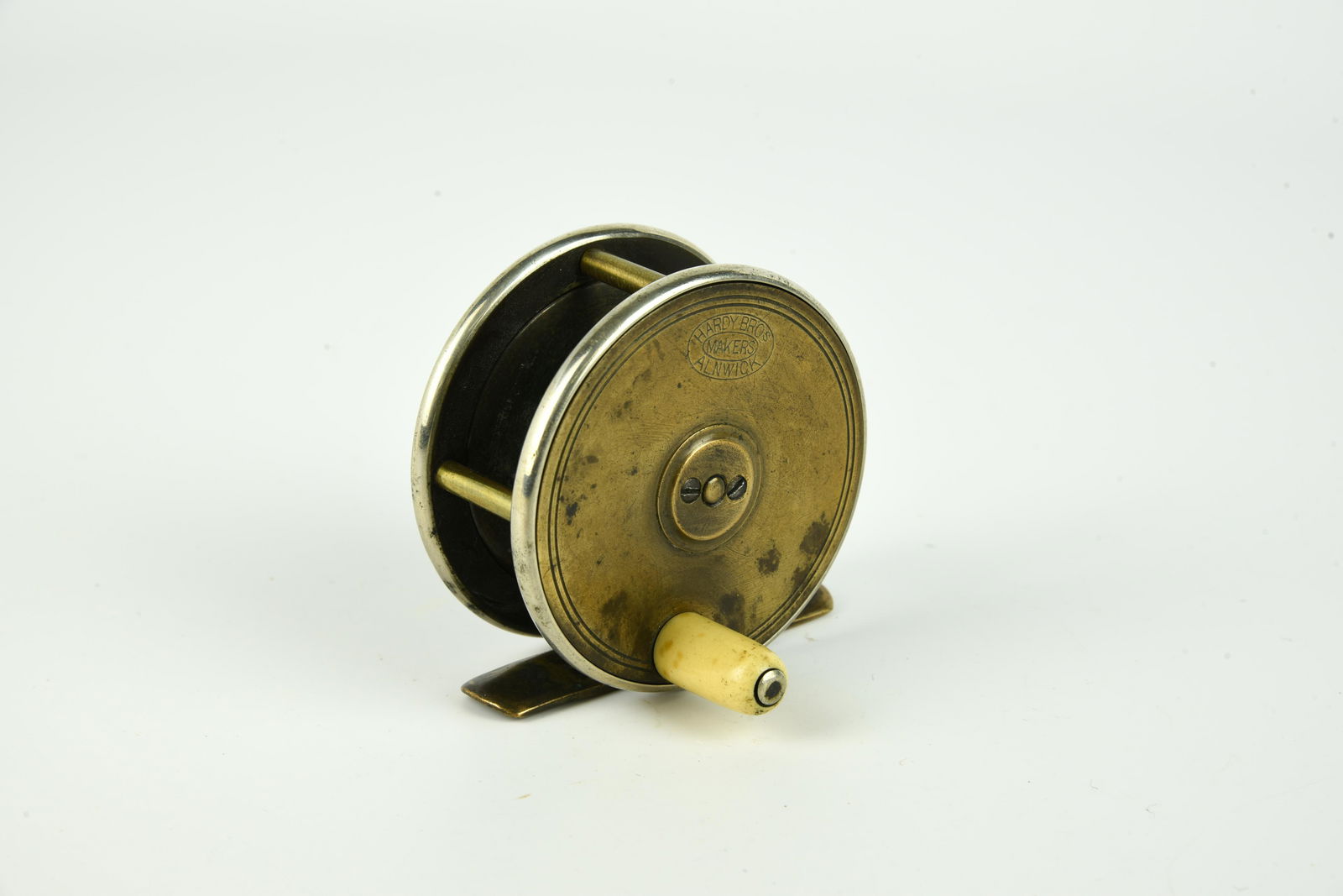 Hardy Brass-Face Trout Reel (1 of 4)
