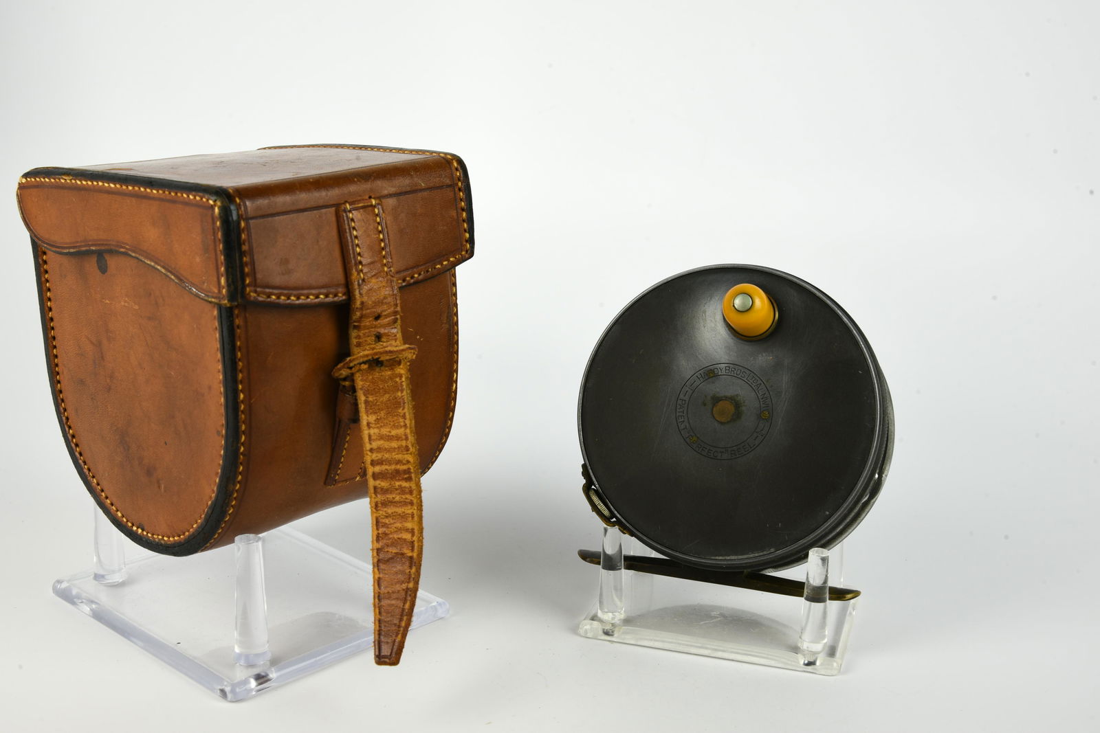 Hardy Perfect Wide Drum Fly Reel (1 of 5)