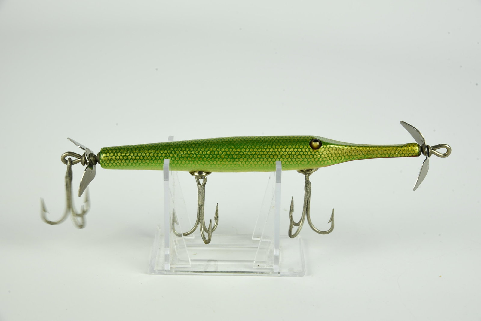 Creek Chub Gar Minnow: In bright green Gar with bold red chin and good glass eyes, most likely unfished, but a thin belly burn and paint off the belly weights, so VG+/Ex-. Shows well.