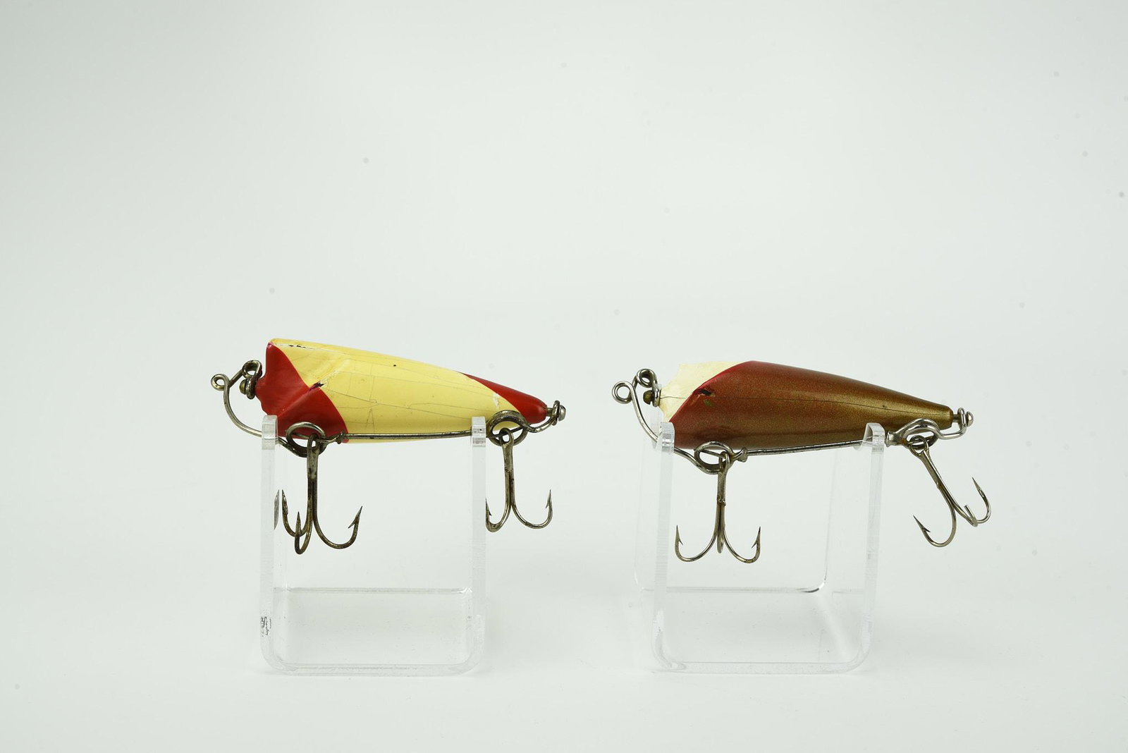 2 Bite-Em-Bates: Each complete with its heavy wire harness, white/red/gold (VG+/Ex-, small touchup), red/white/red (VG/VG+, touchups). Still in better condition than most.