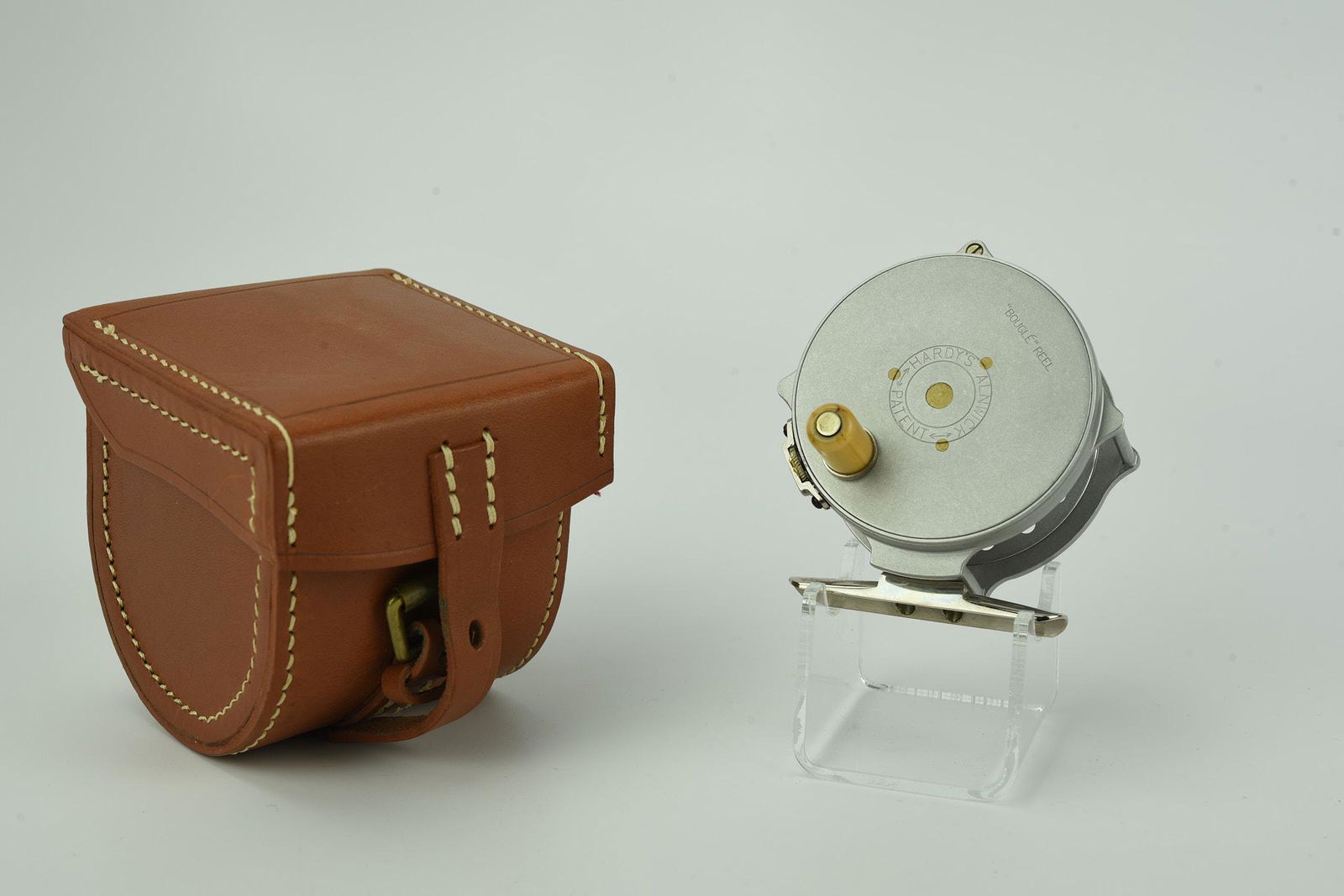 Hardy Bougle Reissue Fly Reel (1 of 4)