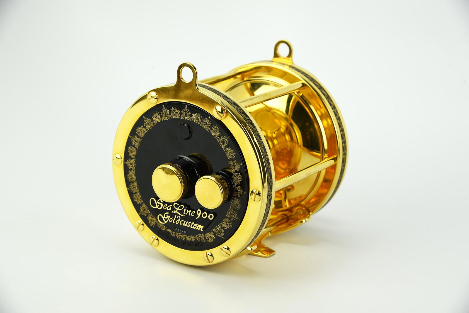 Rare Daiwa Gold Plated Big Game Reel (1 of 5)