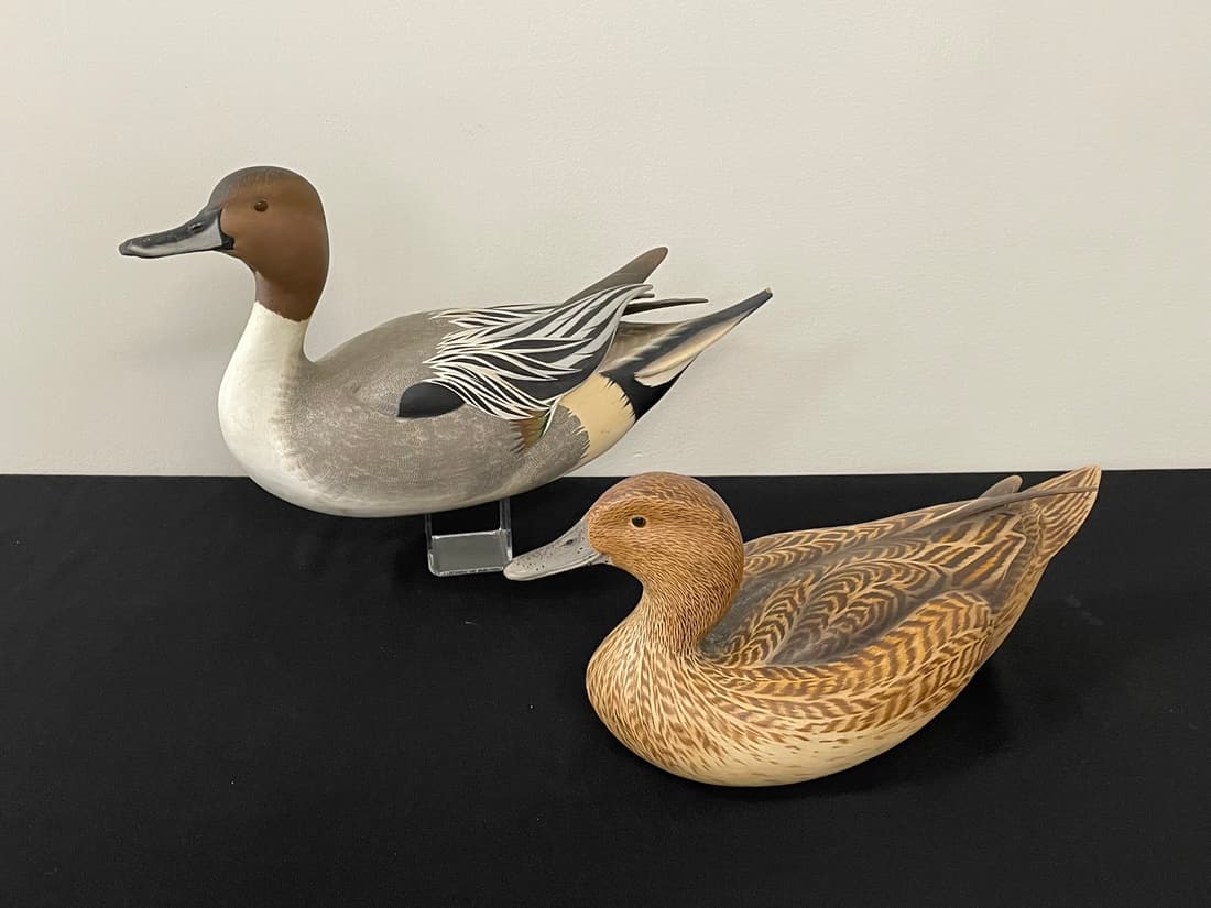 Leo McIntosh Pair of Pintail Duck Decoys (1 of 13)