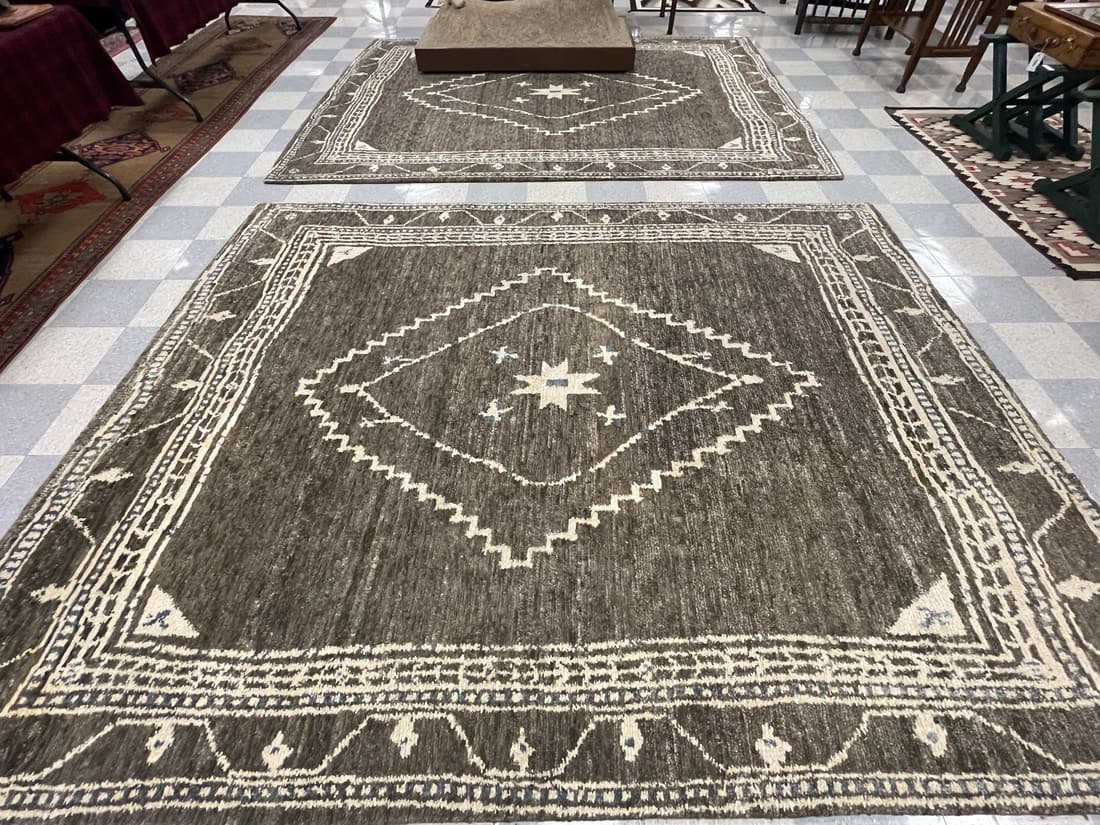 Pair of Western 8' x 10' Wool Rugs (1 of 9)