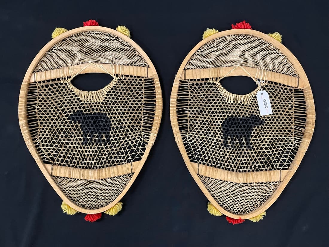 Bear Paw Native American Snowshoes (1 of 4)