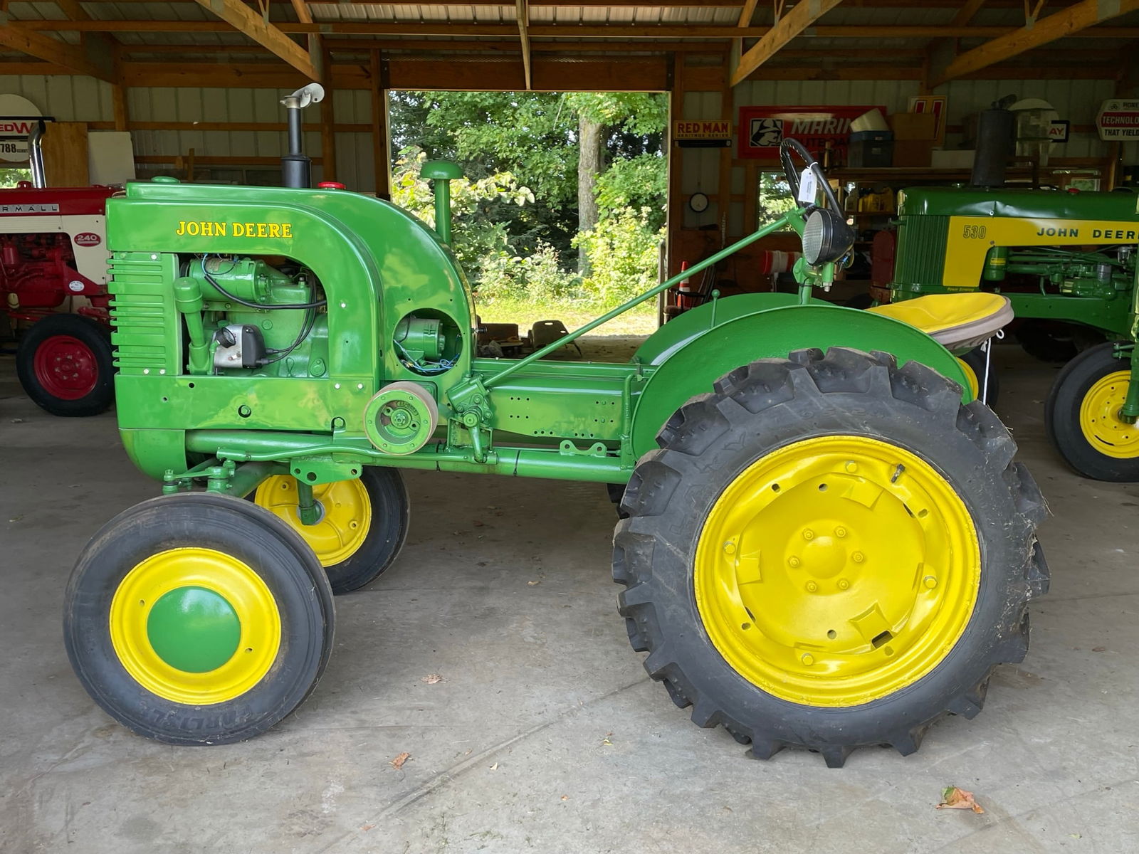 John Deere Model LA Antique Tractor (1 of 12)