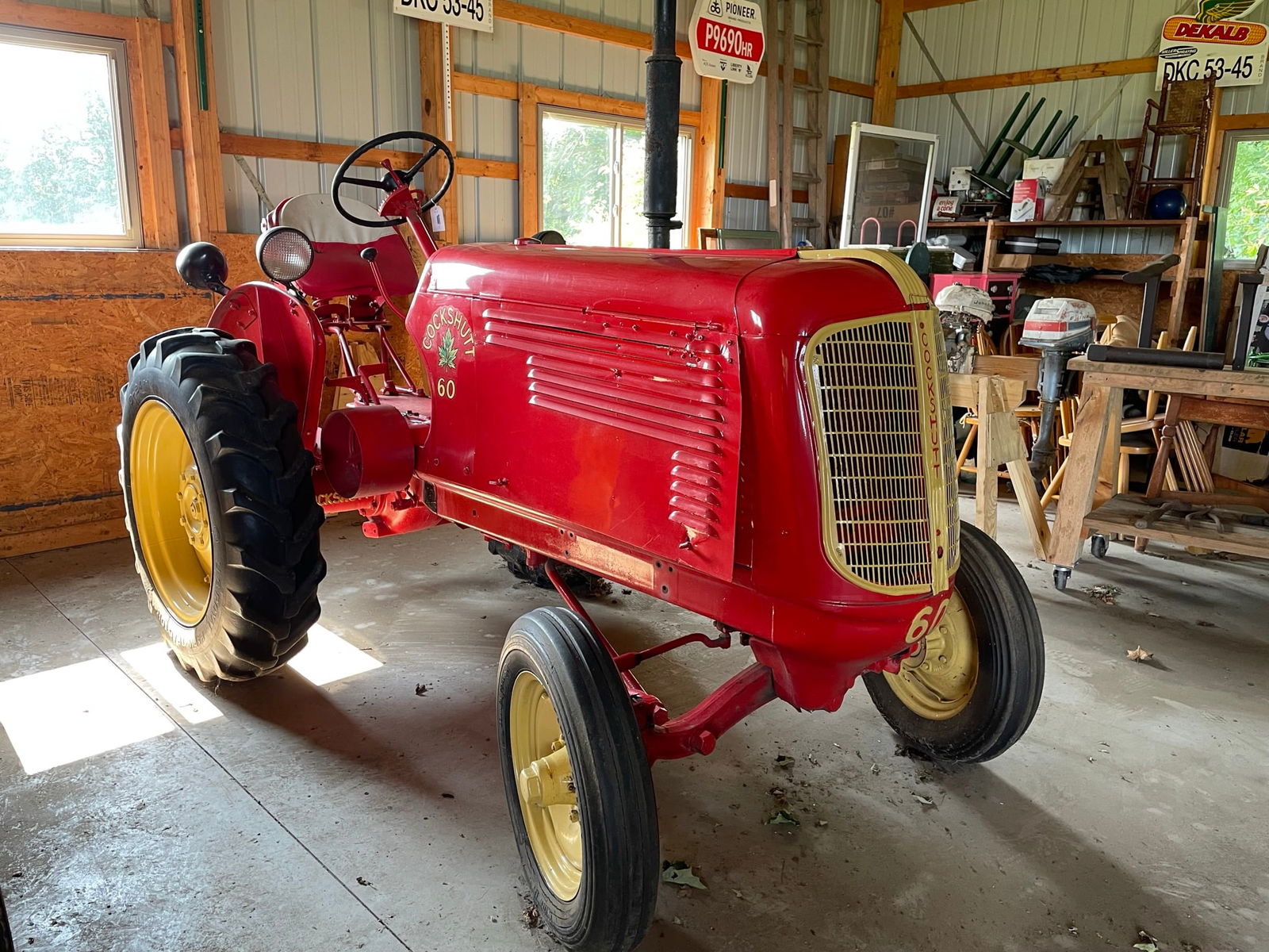 Cockshutt 60 Antique Tractor (1 of 13)