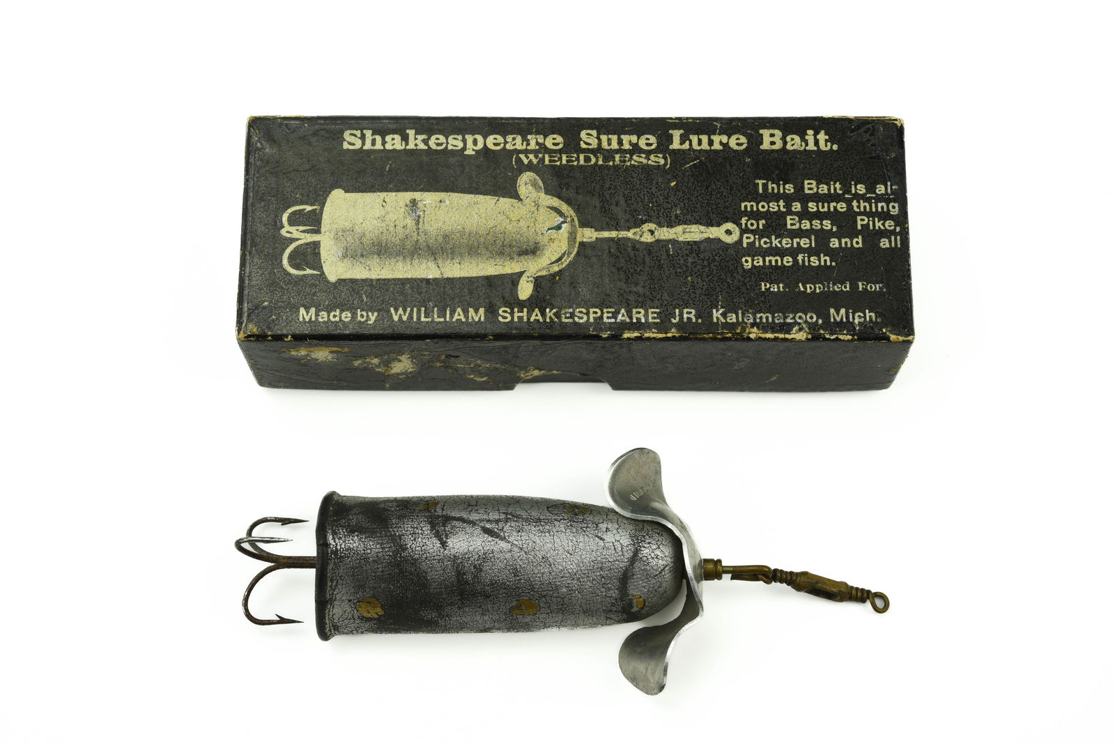Shakespeare Introductory Sure Lure Picture Box (1 of 6)