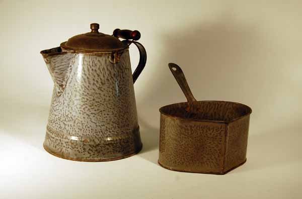 Large Agateware Coffee Pot & Dipper: Large Agateware Coffee Pot & Dipper