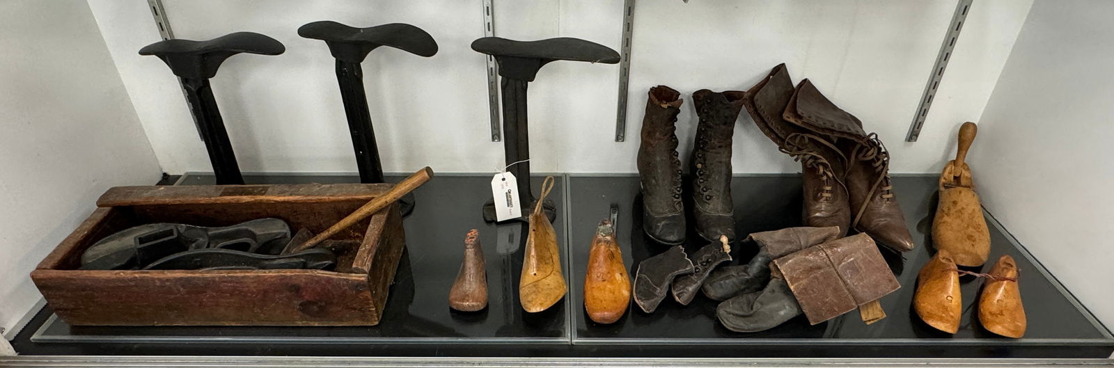 Cobbler's Tools, Vintage Boots & Shoe Stretchers (1 of 4)