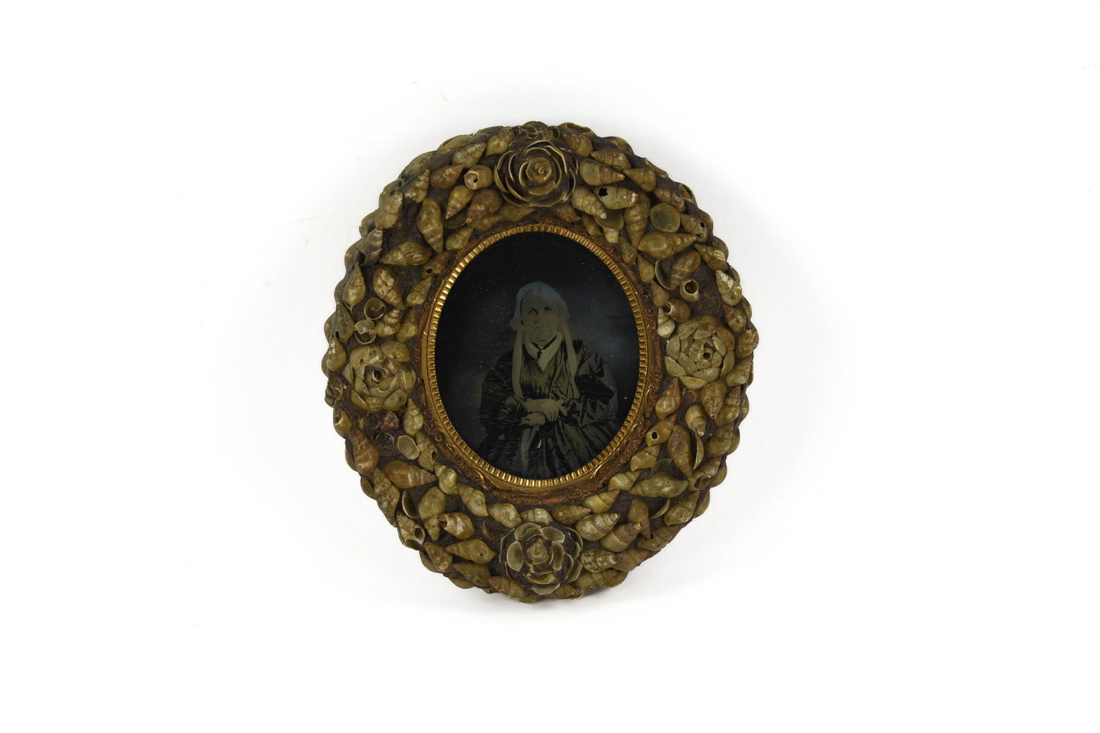 Oval Shell Art Picture Frame with Early Tin Type (1 of 3)