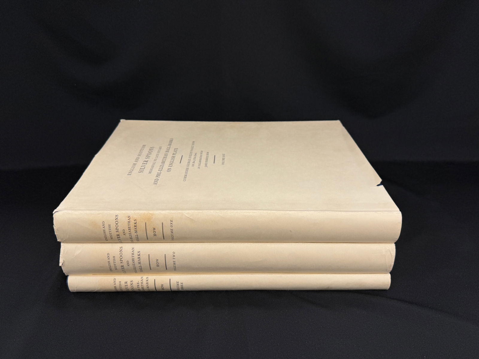 How’s massive ENGLISH & SCOTTISH SILVER SPOONS. (1 of 8)