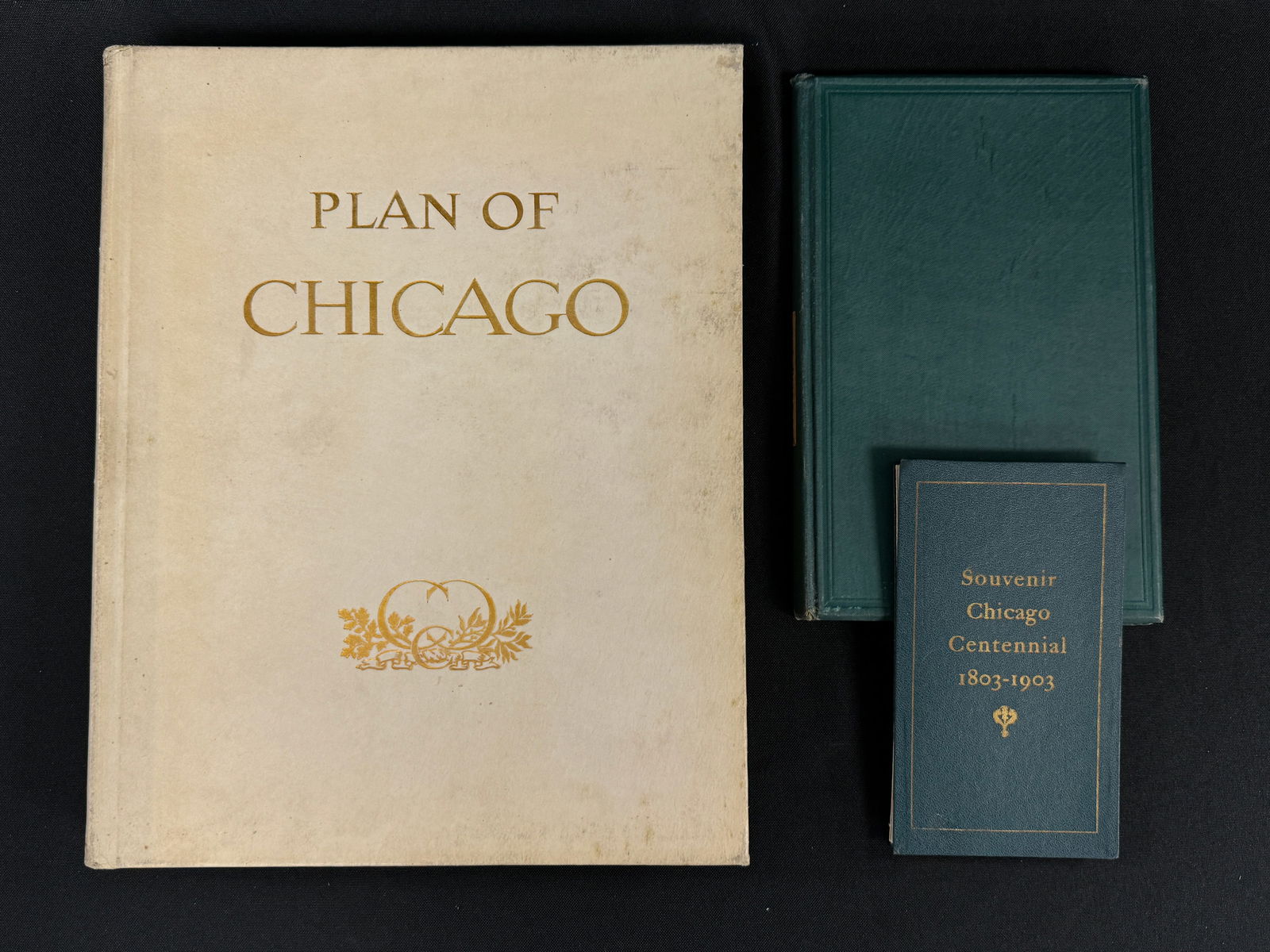 PRESENTATION COPY Burnham & Bennett, CHICAGO, 1909 (1 of 7)
