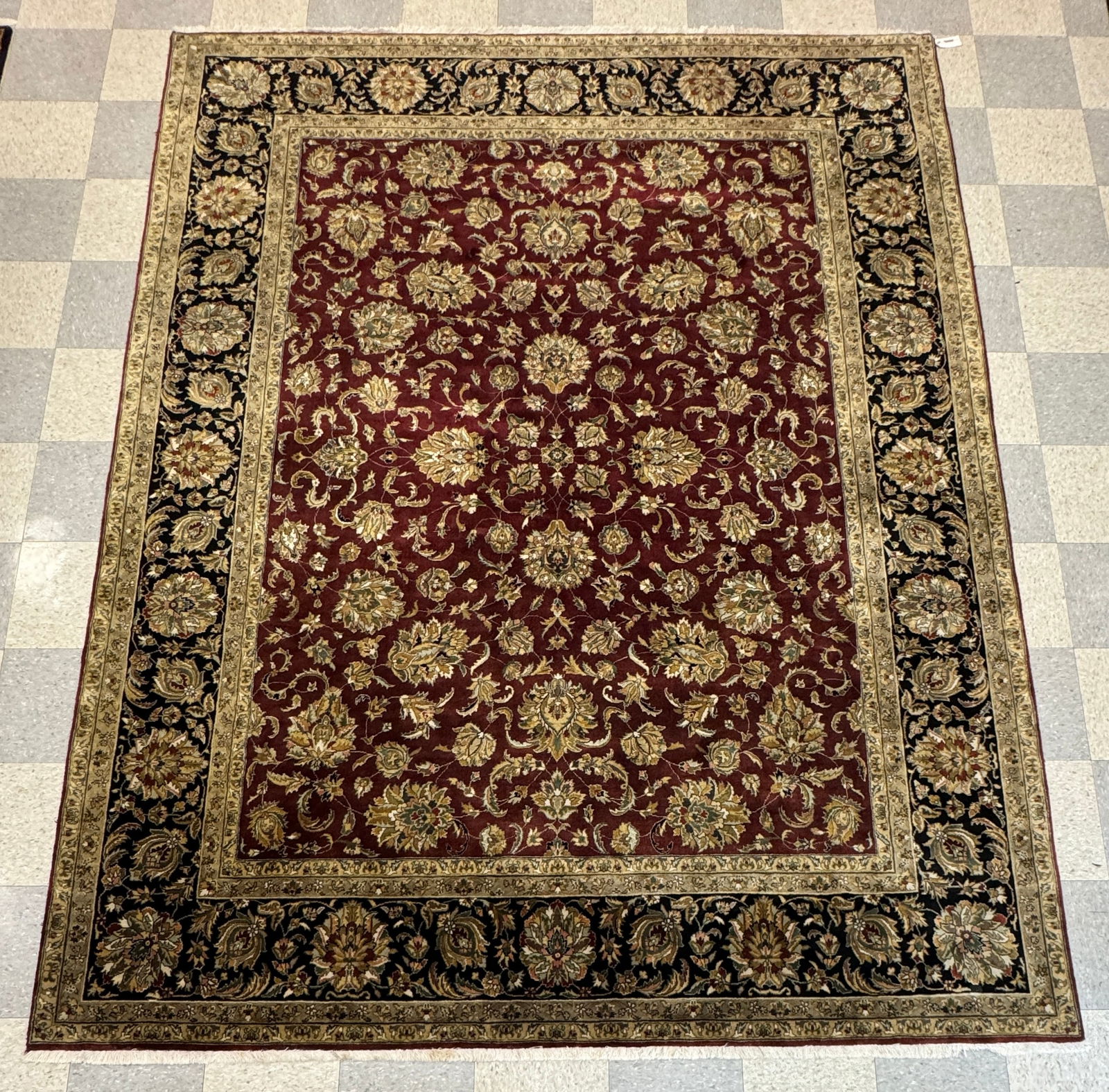 Fine Quality Contemporary Room Size Oriental Rug (1 of 4)