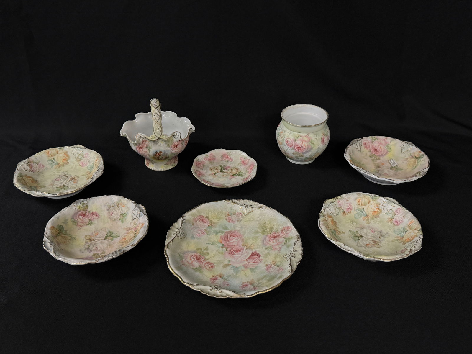 Royal Bayreuth Rose Tapestry - 8 Pieces (1 of 6)