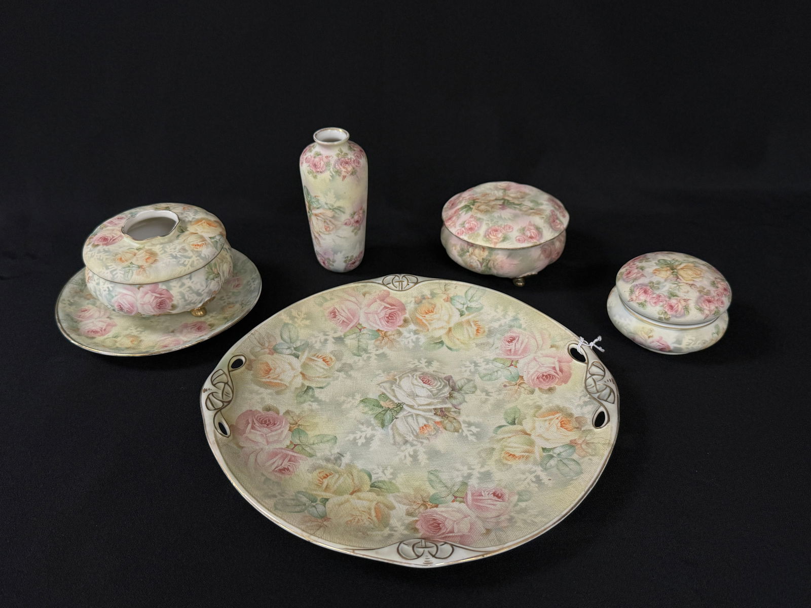 Royal Bayreuth Rose Tapestry - 6 Pieces (1 of 4)