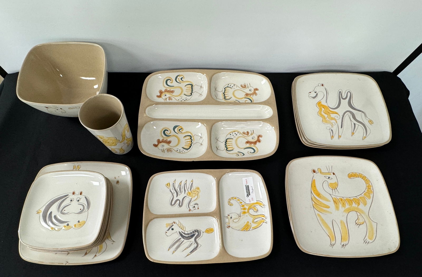 Glidden Menagerie Pottery - 16 pieces (1 of 8)