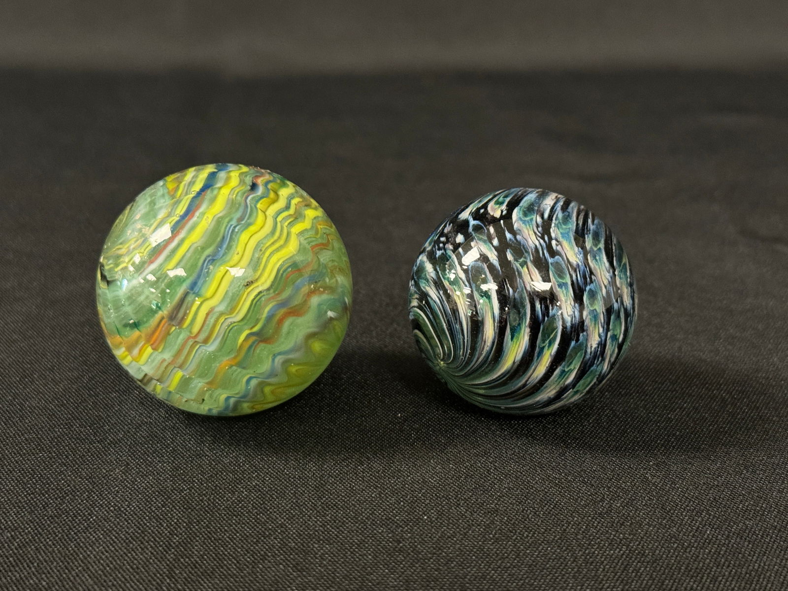 2 Contemporary Marbles- Smaller Signed Steve Davis (1 of 4)