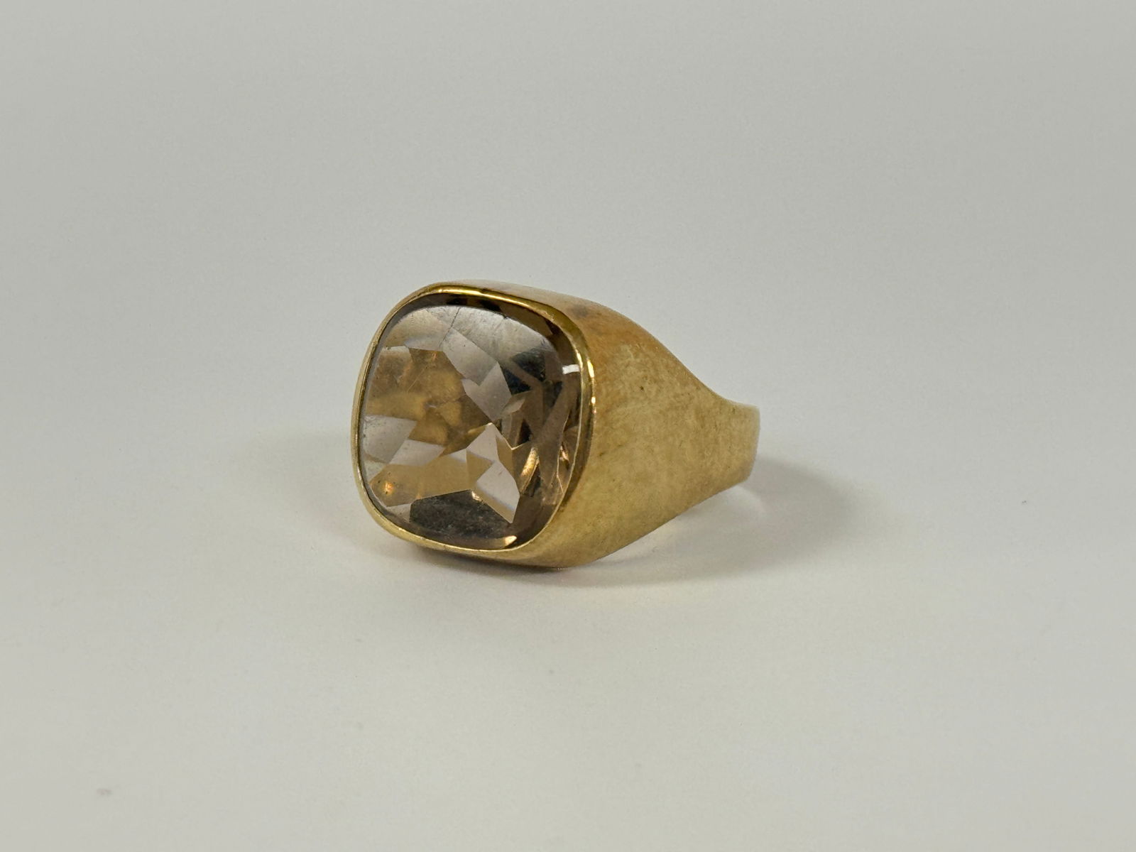14kt Gold Men's Ring (1 of 3)