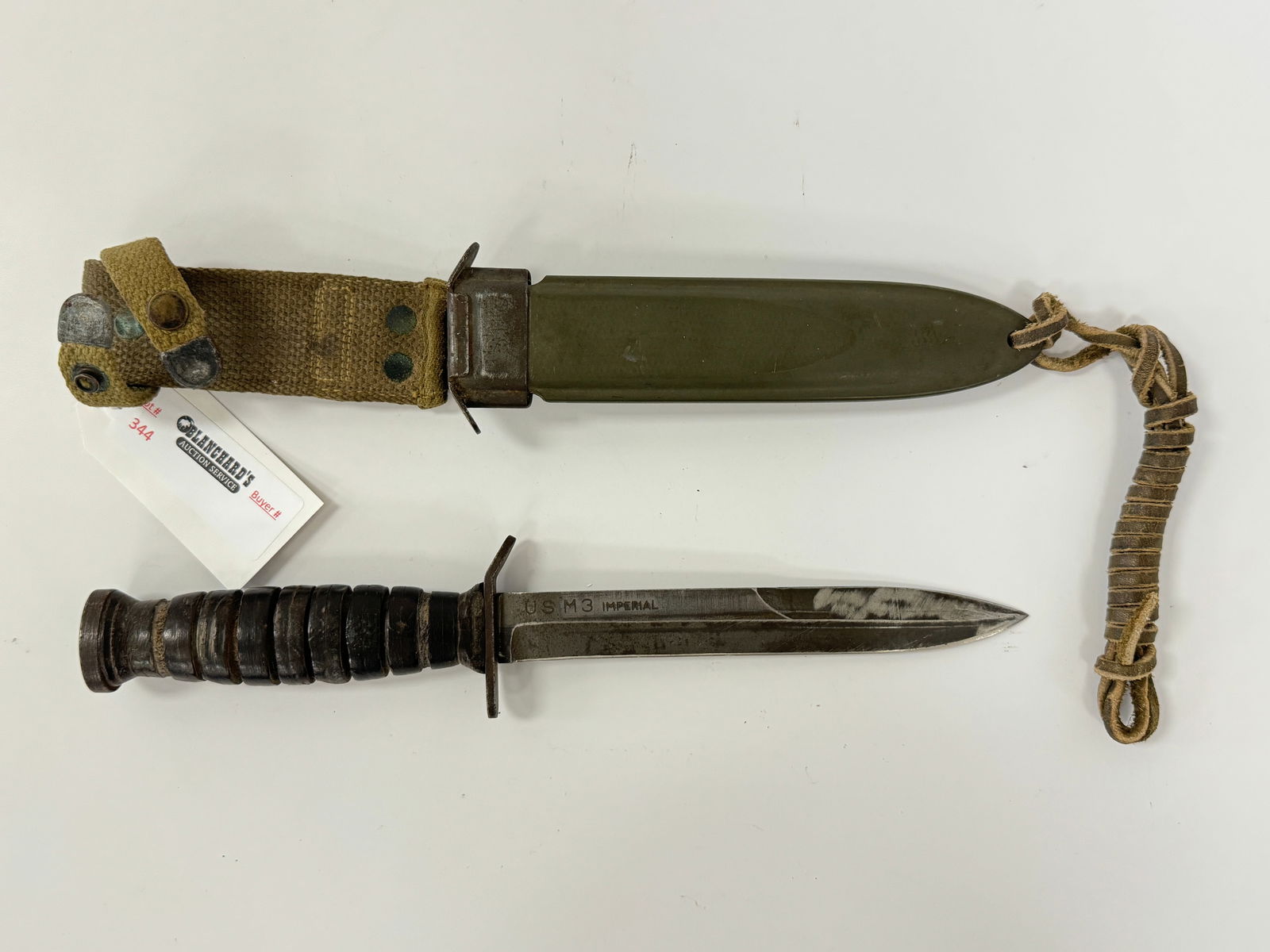 U.S. Military Knife (1 of 4)