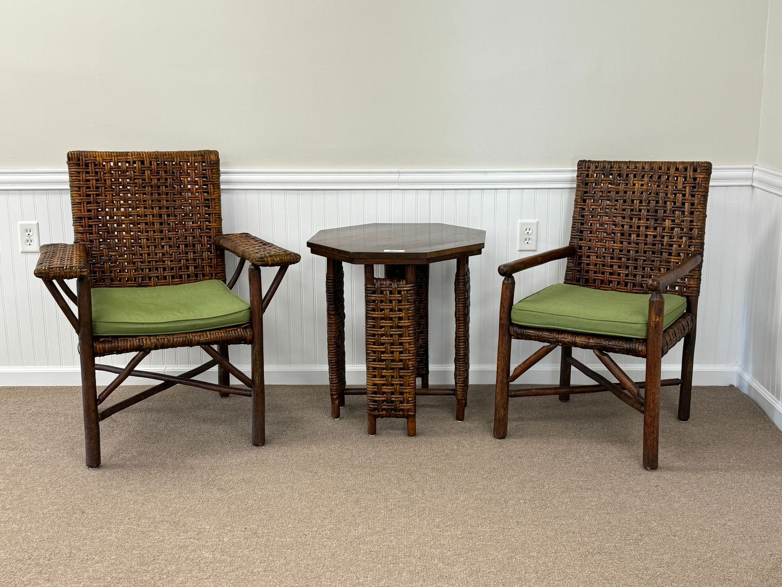 Old Hickory 3 Piece Patio Set (1 of 9)