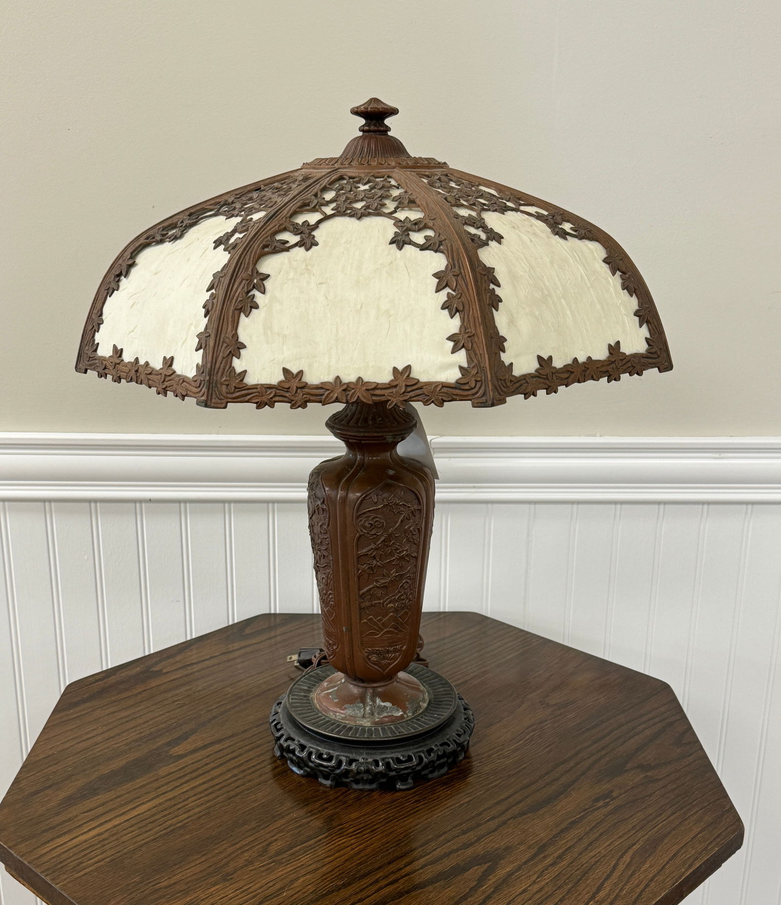 Slag Glass Table Lamp with Tree Leaf Overlay (1 of 6)