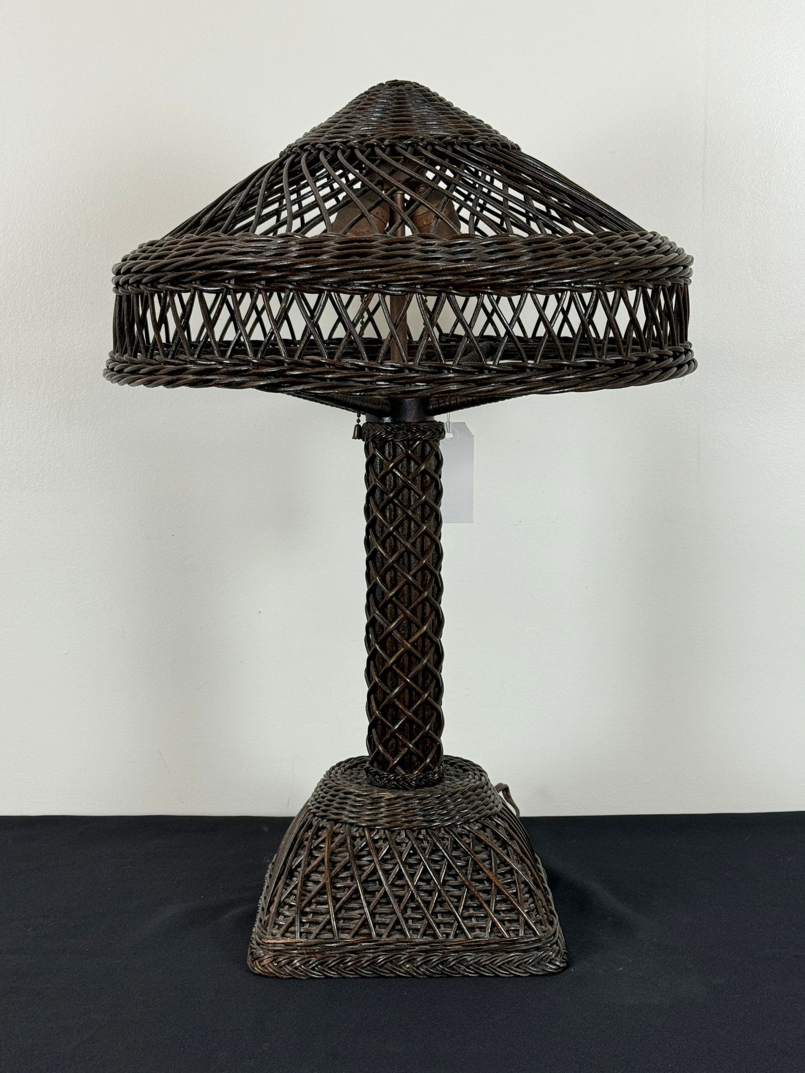 Brown Wicker Table Lamp (1 of 3)