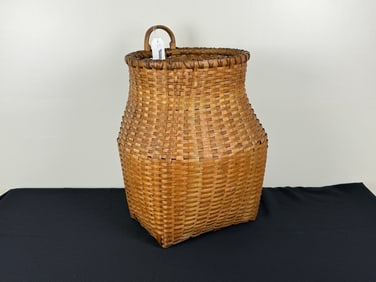 Adirondack Pack Basket Made of Black Ash