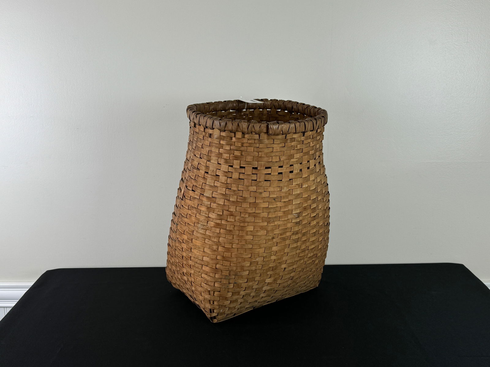 Black Ash Adirondack Pack Basket (1 of 4)