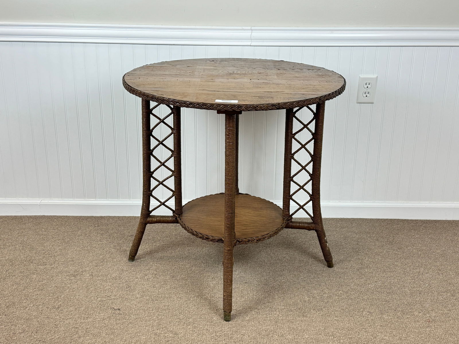Deco Era Lamp Table (1 of 4)