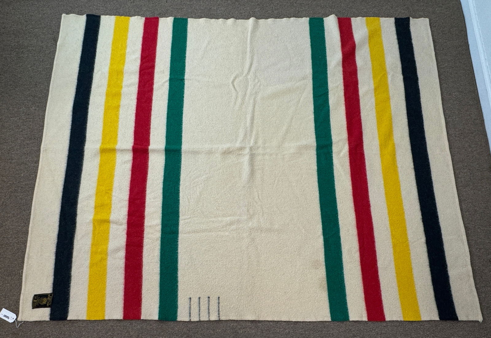 Witney Wool Point Blanket (1 of 5)